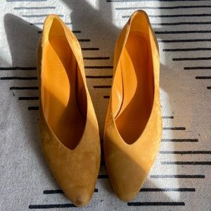 Everlane shoe